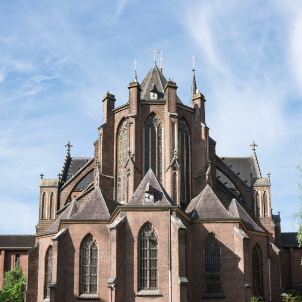 Hevelse kerk Tilburg - pianist boeken kerkelijk huwelijk